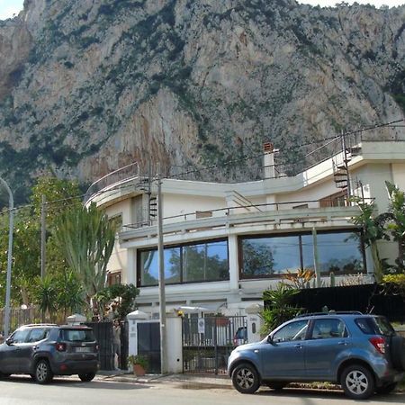 Residenza Don Camillo Mondello Exterior foto