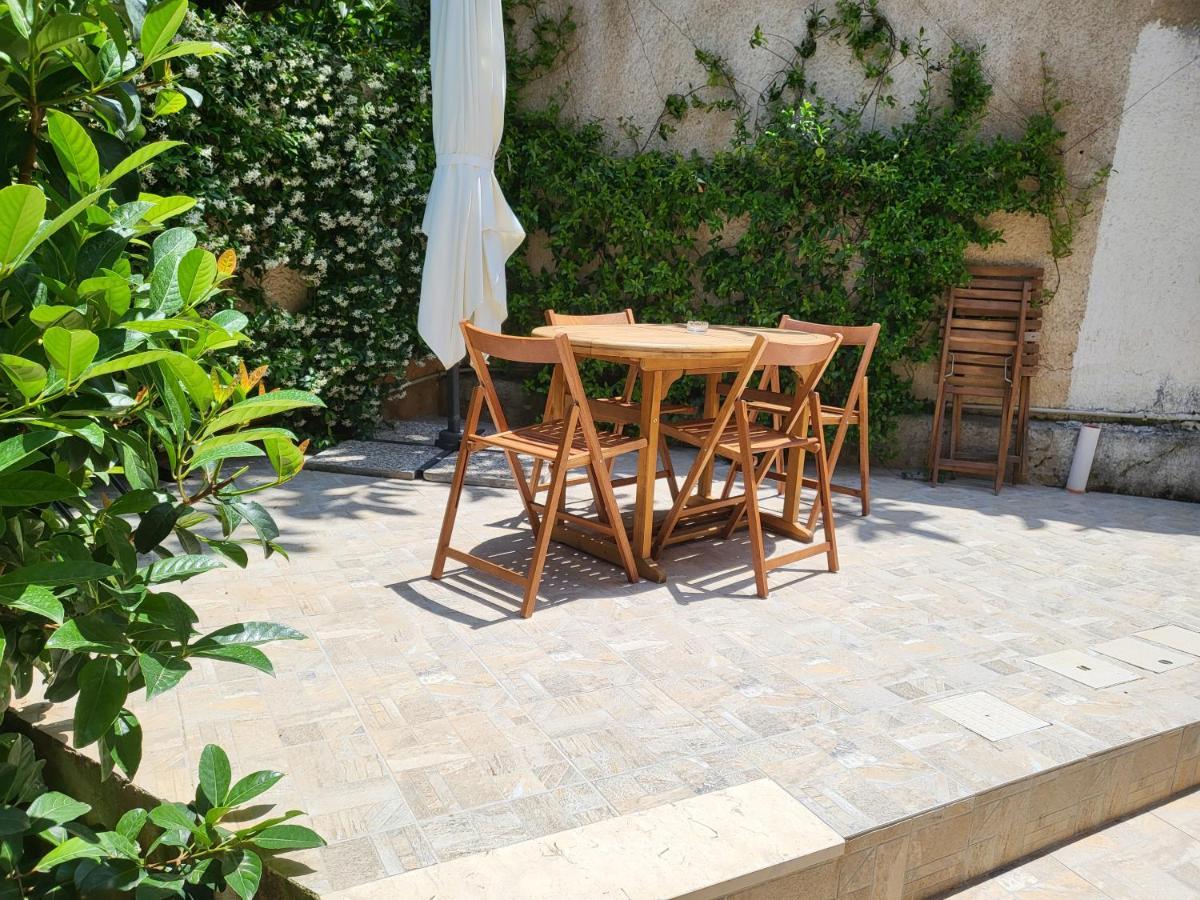 Residenza Don Camillo Mondello Exterior foto